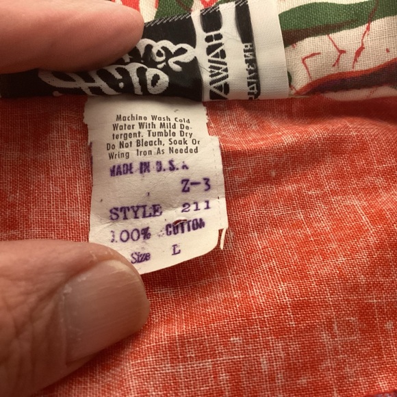 Vintage Hilo Hattie Hawaiian Woman’s sleeveless Shirt size large Made in Hawaii - Picture 7 of 8